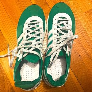 Brand new never worn- mens size 12 Addidas Pharrell x solar hu shoes